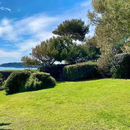 Вилла Cap D'antibes Sea View