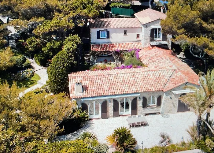 Cap D'antibes Sea View Villa *